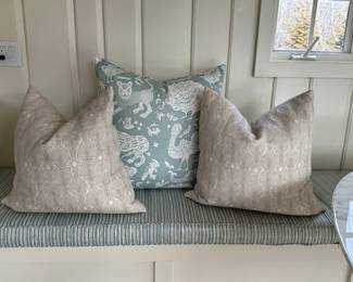 https://townandsea.com/sales/the-collected-cottage/