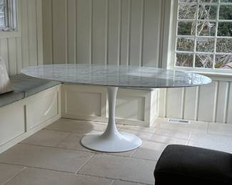 https://townandsea.com/sales/the-collected-cottage/