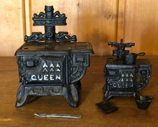 Lot of 2 Miniature Cast Iron Stoves