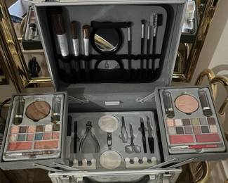 new make up system in metal suitcase