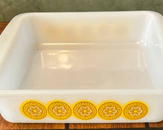 glass bake gold medallion dish