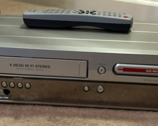 VHS/DVD Recorder