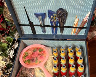 vintage cosmetologist case