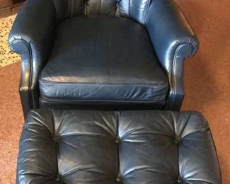 Classic Leather Tufted Club Chair and Ottoman 