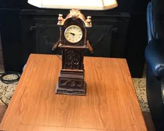 Mersman End Table and Clock lamp