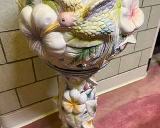 71A Vintage Alcobaca Jardinieremin