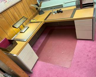 71 Corner Office Metal Executive Deskmin