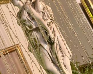 71A Vintage Oil Rain TriGoddess Bathing Lamp Detailmin