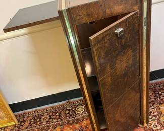 71A Vintage Lane Pedestal Bar Cabinetmin