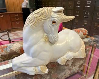 71 Vintage XL Unicorn Cermaicmin