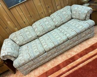 71 Vintage Flexsteel Masquerader Sleeper Sofamin