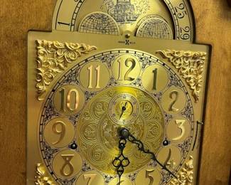 71A Howard Miller Clock Face Detailmin