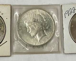 1922, 1923P UNC PEACE SILVER DOLLARS