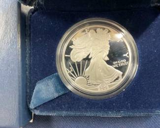 "W" West Point SILVER EAGLE