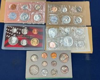LOT OF MINT SETS/SILVER PROOF MONEY
