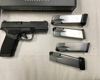 9MM W/ EXTRA MAGS