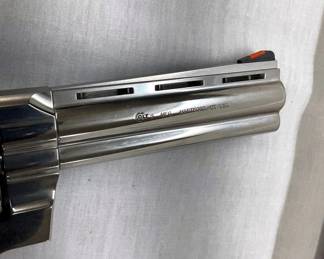 NIB COLT PHYTHON 357 MAG.