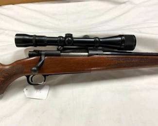 CLOSEUP VIEW REDFIELD SCOPE