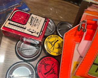 hunting and fishing Pinbacks and licenses