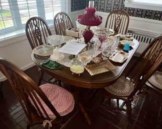 sturdy table + chairs