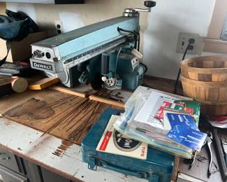 DeWalt Radial Arm Saw