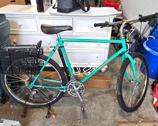 1 of 5 pictures - Mountain Bike