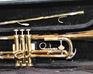 1 of 2 pictures - Trumpet by Holton