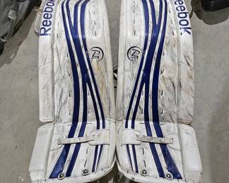 1 of 2 pictures Reebok Premier goalie pads (size 36" +1")