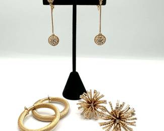 Vintage Gold Tone Clip On Earring Set