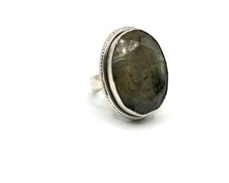 Vintage Sterling 925 Ring with Green Stone