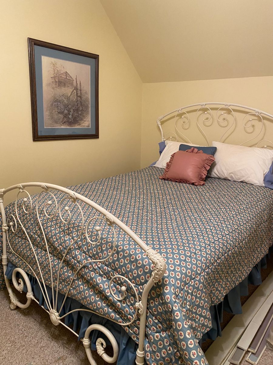 Chattanooga Middle Valley Large Home Estate Sale starts on 2/17/2024