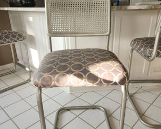 Qty counter height stools