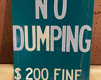 Green No Dumping Sign