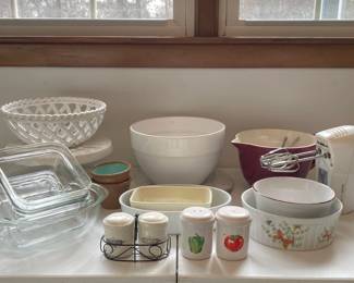 Bakeware Lot