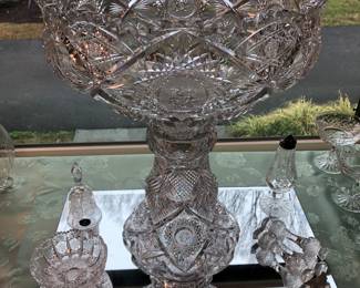 Gorgeous Antique American Brilliant Cut Glass Punch Bowl