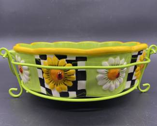 Temp-Tations Daisy 2 Qt Casserole in Wire Stand