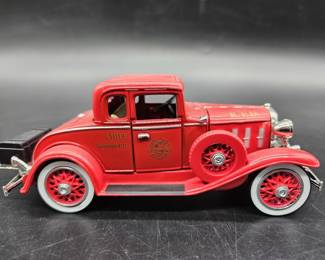 1932 Confederate Fire Chief Die Cast Model Car