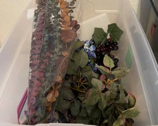 Floral crafting supplies