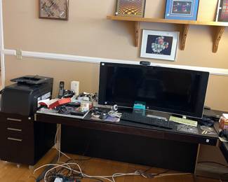 Bang & Olufson Curved large monitor 