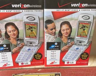 Step Back In Time with These LG Flip Phones