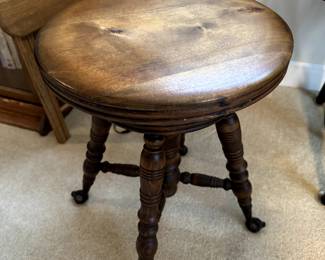 Antique Swiveling Piano Stool