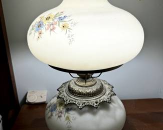 Gone w/ the Wind Style Electric Hurricane Lamp