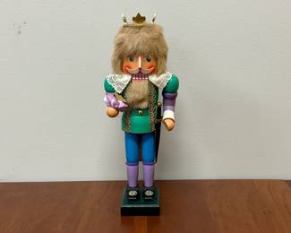 Lot 8309 Erzgebirgische Prince w Slipper Nutcracker Christmas