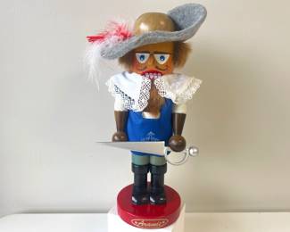 Lot 8312 Steinbach Three Muskateer Aramis Nutcracker Christmas