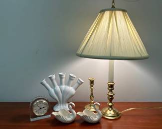 Lot 7498 Vintage Spode Tulipiere Pair of Lenox Swan Bowls Dayton Hudson Clock Lamp