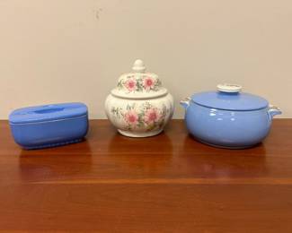 Lot 7525 Vintage Hall Rose Parade Casserole Dish Italian Floral Storage Jar