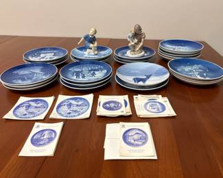 Lot 7479 Denmark BG Bing Grondahl Porcelain Figurines Christmas Plates