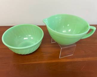Lot 7476 Vintage Fire King Jadeite Mixing Bowls