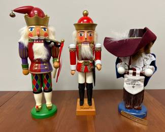 Lot 8301 Misfit German Christmas Nutcrackers