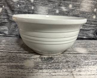 Vtg mixing bowl